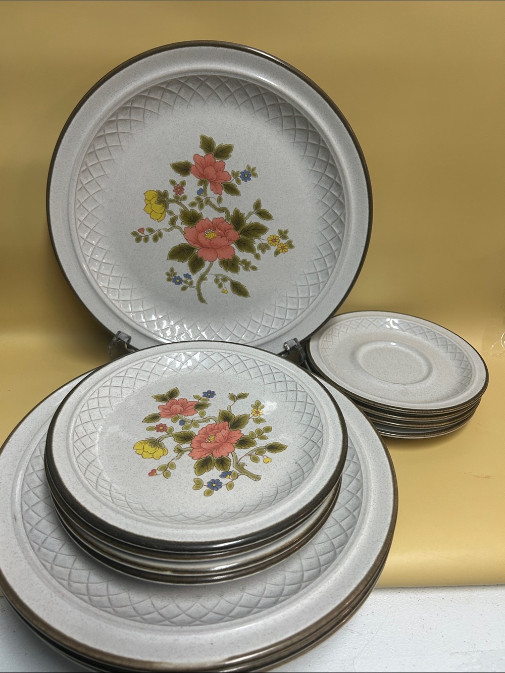 COLOR STONE Peach Blossom by NIKKO Dinnerware made in Japan set of 12 pcs